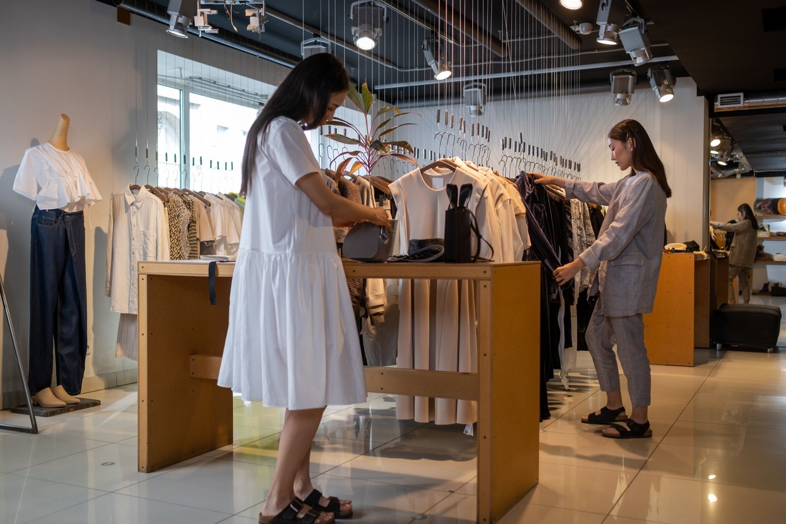 Audience Demographics Guide for Boutique Clothing Stores in 2026